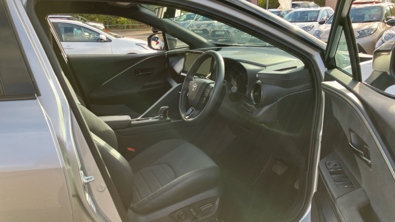 Toyota C-HR 2.0 PHEV Excel 5dr CVT Hatchback